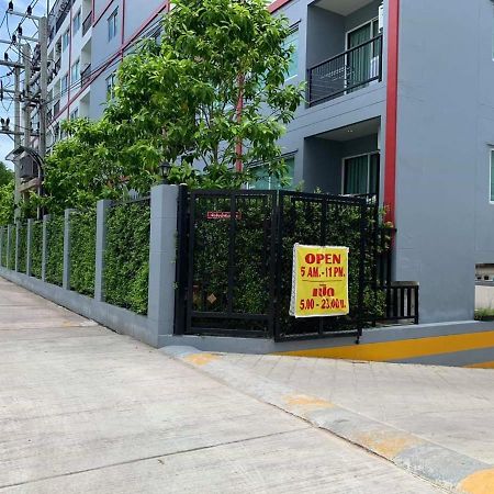 Trio Gems Condo Pattaya, Thailand Джомтьен Экстерьер фото