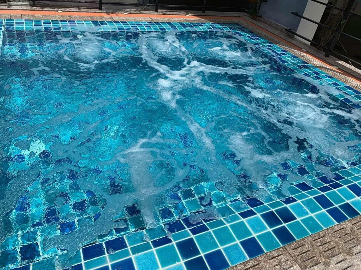 Trio Gems Condo Pattaya, Thailand Джомтьен Экстерьер фото